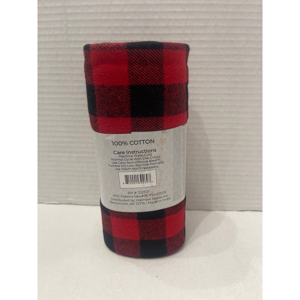 1 Yard Flannel Fabric Cut Red Black Buffalo Plaid RTC Fabrics New With Tag - Picture 2 of 6